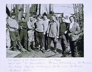 Los oficiales de la expedición 